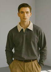 OLD MONEY LONG-SLEEVED SWEAT SHIRT